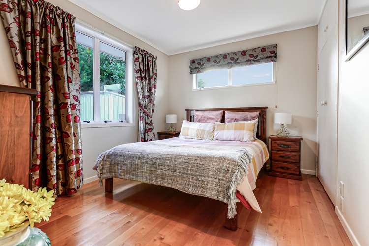 2 Point Street Raglan_12