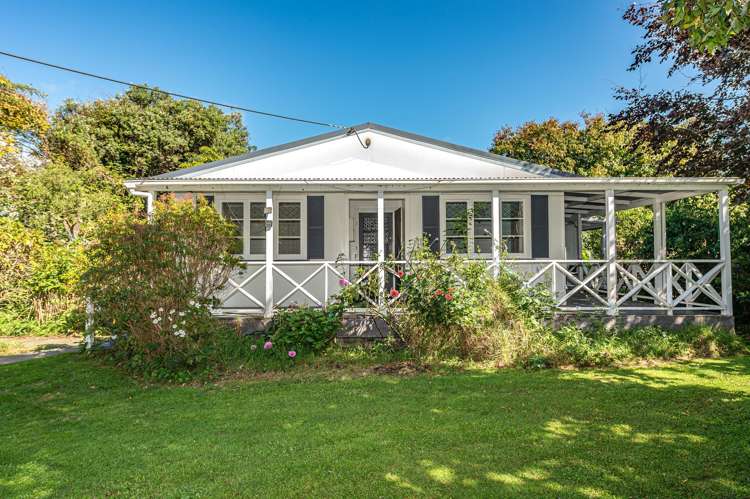 282 Parahaki Road Waverley_2