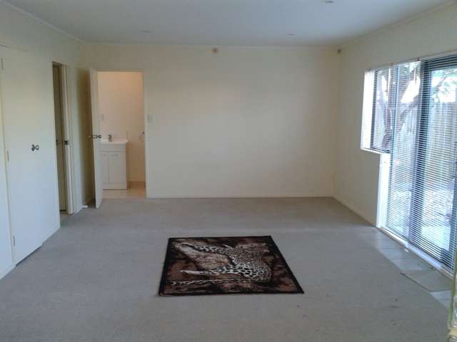 1/54 Dornwell Road Mount Roskill_2