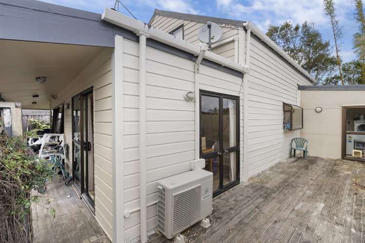 67 Rosier Road Glen Eden_17