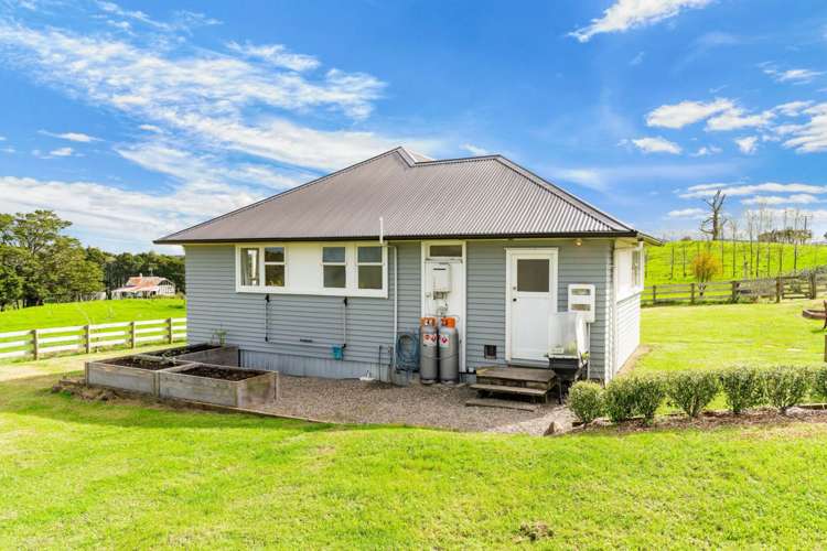 581 Lawrence Road Kaiwaka_59
