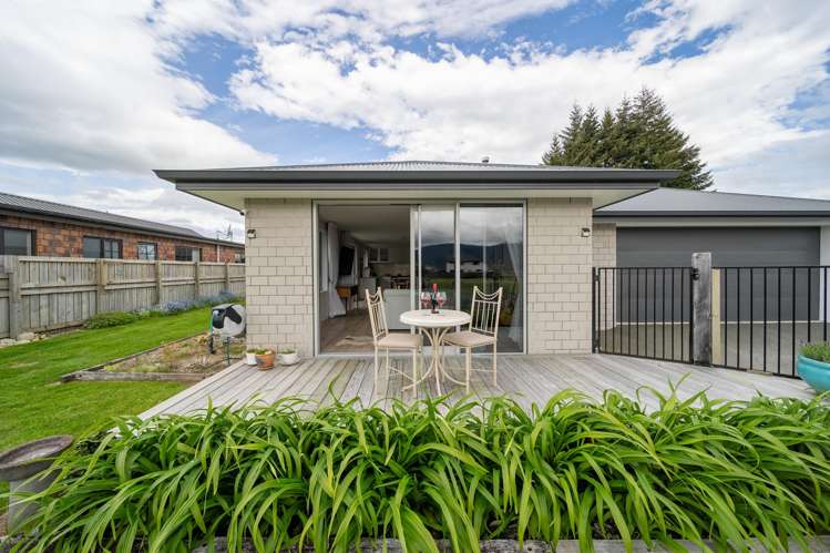 61 Orbell Crescent Te Anau_28