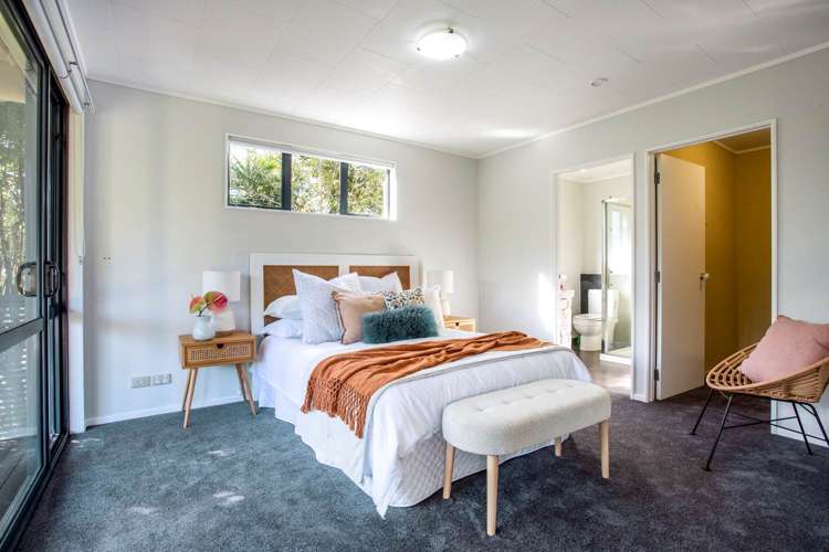 3 Amberly Rise Helensville_12