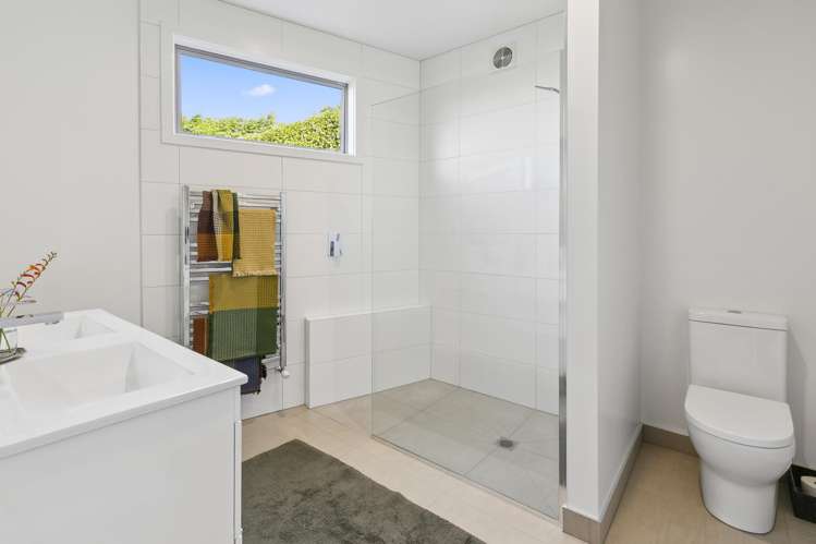 49c Waru Street Khandallah_12