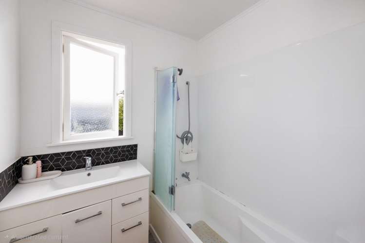 13 + 13A Potaka Street Marton_29