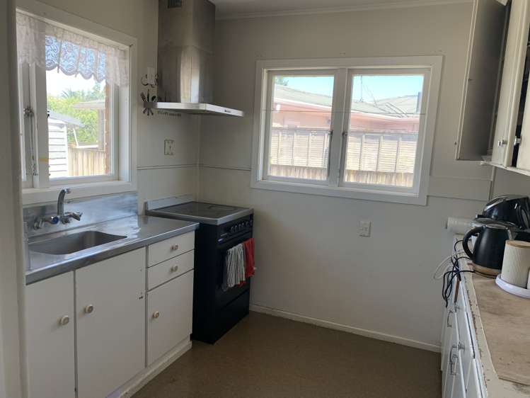 49 Bairds Road Otara_10