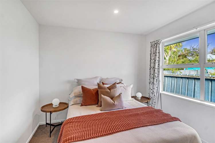 39 Hopkins Street Woolston_12