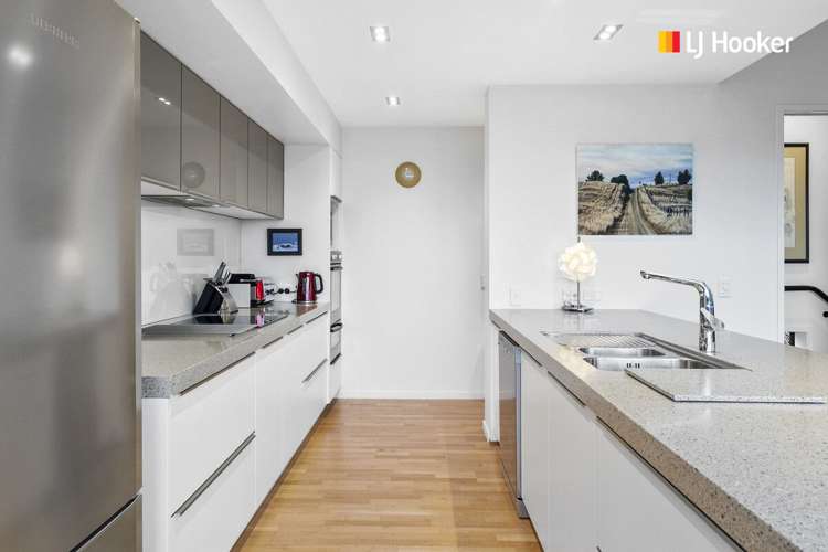 7 Heritage View Dunedin Central_9