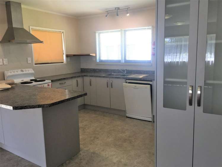 27 Abbotsford Street 3295_2