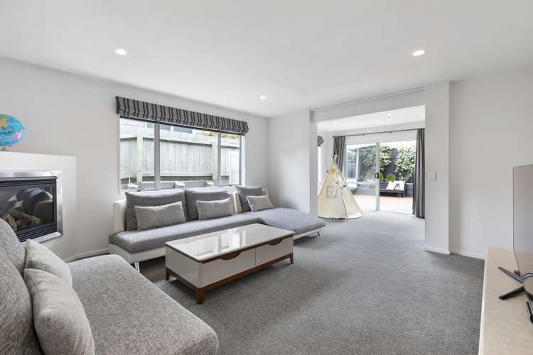 109 Wellington Street_0