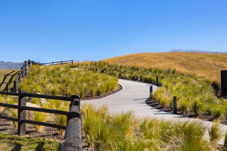 Pembroke Terrace, Avalon Station Drive Wanaka_12