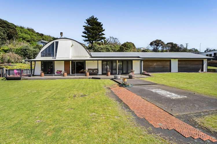 9 Beach Road Patea_23
