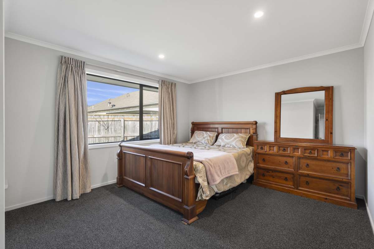 23 Malone Crescent_2