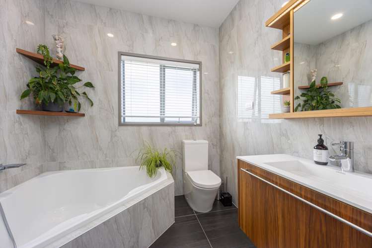 6 Discovery Drive Gulf Harbour_29