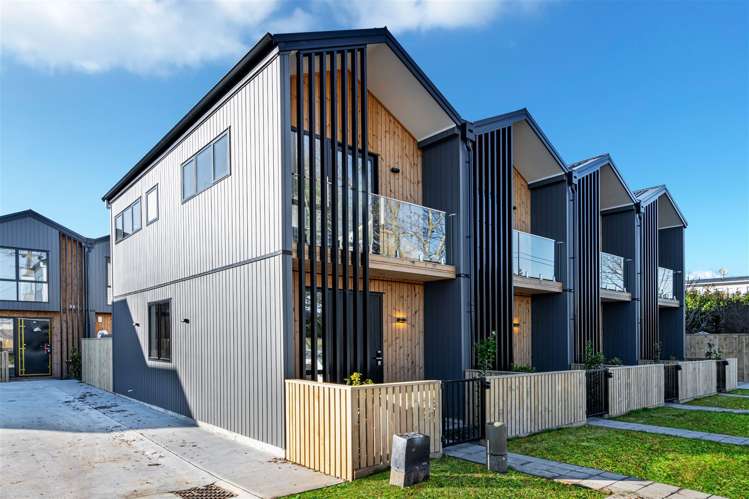 4/110 Beach Road Te Atatu Peninsula_21