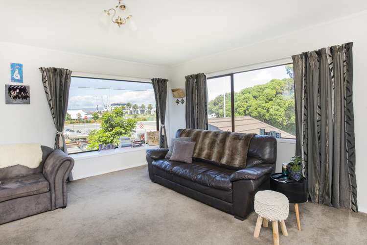 65 Esplanade Kaiti_14