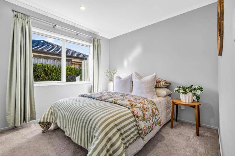 12 Sylvester Crescent Flagstaff_16