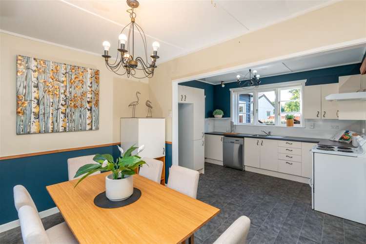 17a Saxbys Road Glenview_7