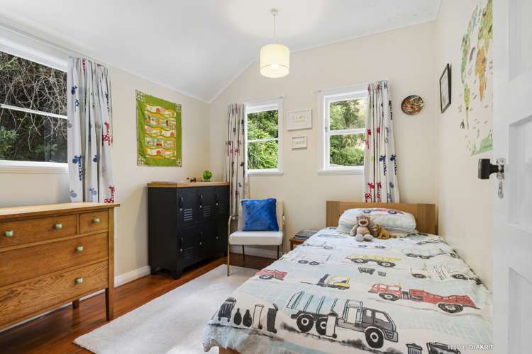 6 Elphinstone Avenue Strathmore Park_6