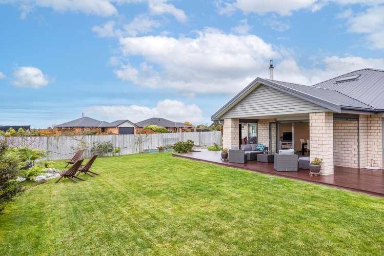 10 Rosewood Drive_1