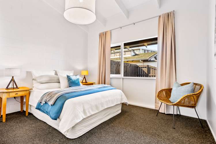 1/1a Yeovil Road Te Atatu Peninsula_6