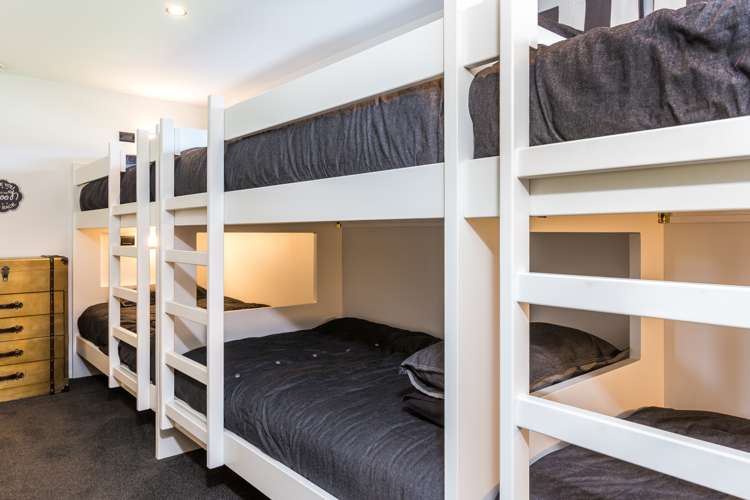 2 Peregrine Place Kinloch_15