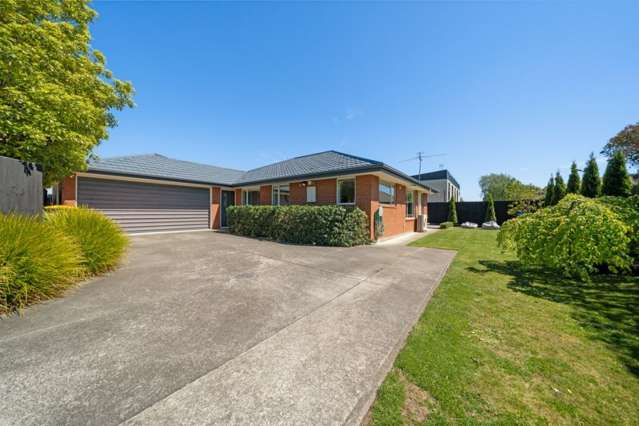 Freehold Title - Double Glazed Delight