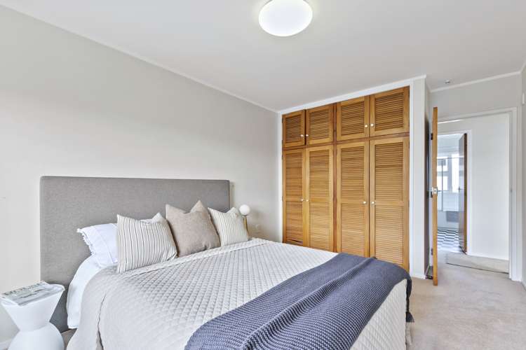 6/2 Scarborough Terrace Mount Victoria_6