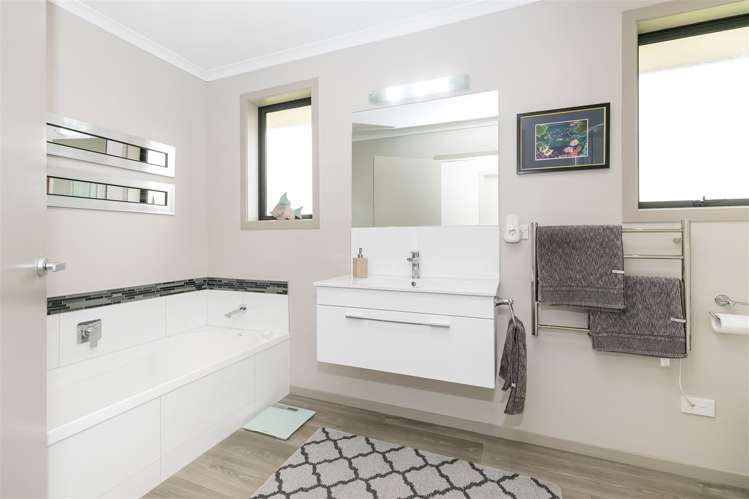 207 Raeburne Street Te Awamutu_17