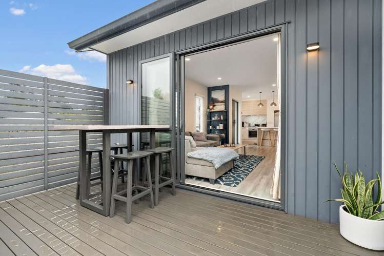 19 Jezero Drive Massey_16