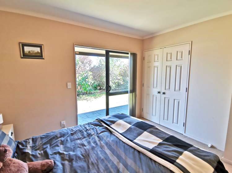 151 Pukenamu Road Te Horo_10