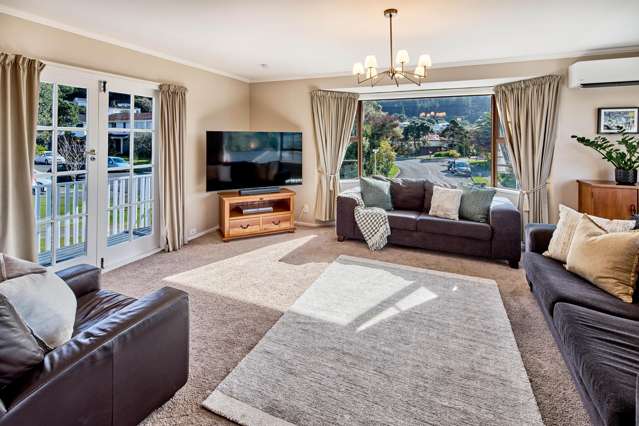 8 Balliol Drive Tawa_2