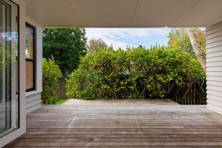 1/54 Seaview Terrace Mt Albert_17
