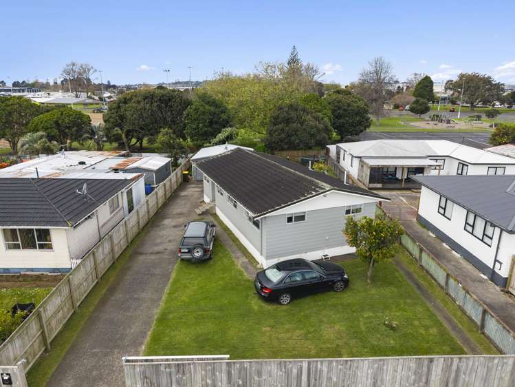 16 Dairy Road Otara_15