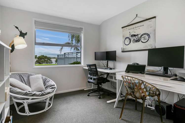 57 Sunningdale Street Wattle Downs_21