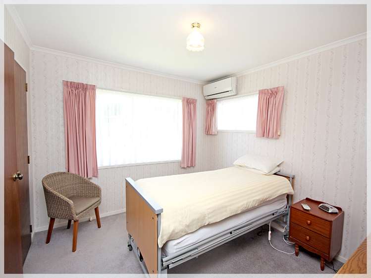 1 Chrystall Street Foxton Beach_11