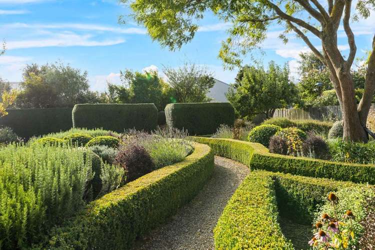 72 Aorangi Road Bryndwr_18