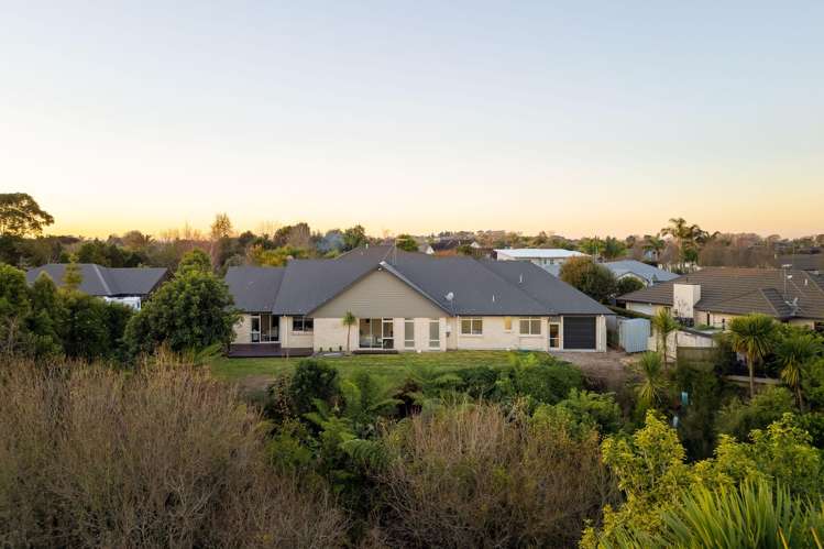 136 Saint James Drive Huntington_29