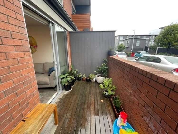 1c/160 Hobsonville Point Road Hobsonville_9