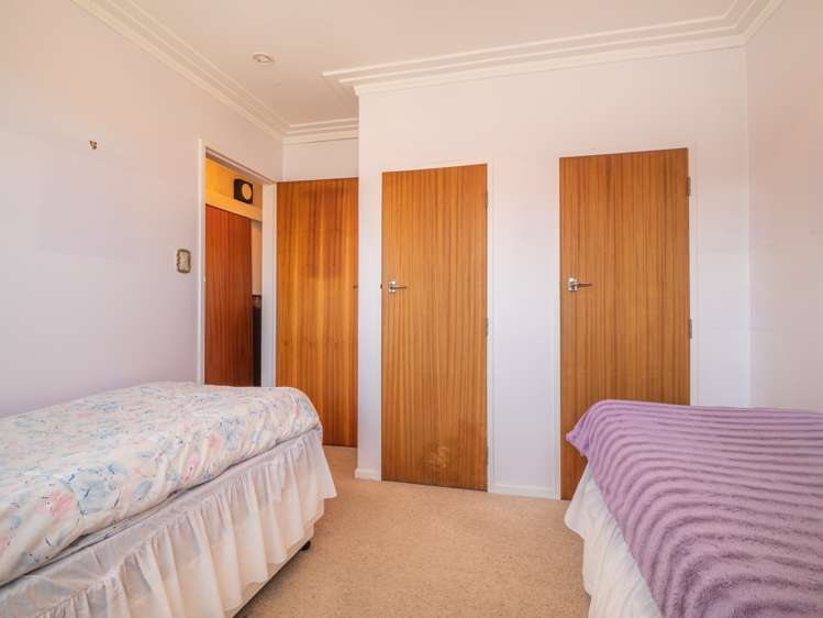 11c Baker Street Caversham_12