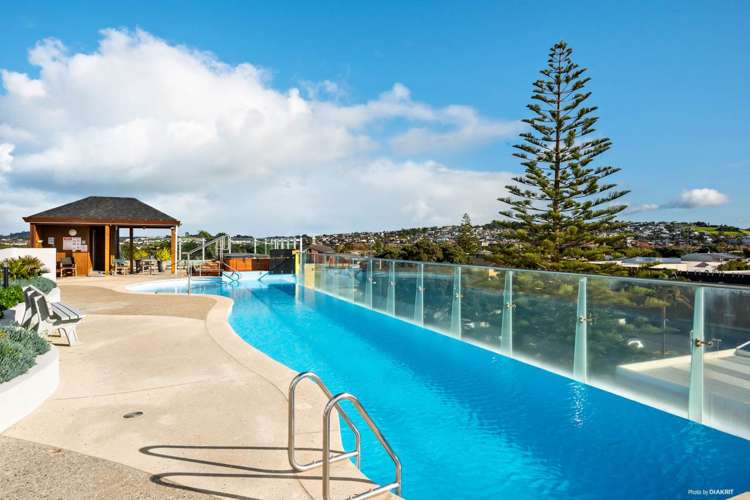 1111/11 Tamariki Avenue Orewa_20