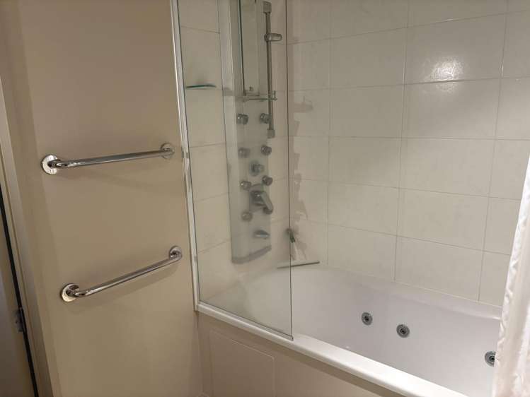 6 Durham Street Kingsview Apartments 11234_6