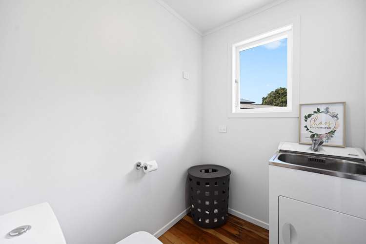 56 Southsea Crescent Silverdale_9