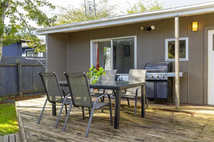 1/2 Laughton Street Taupo_10