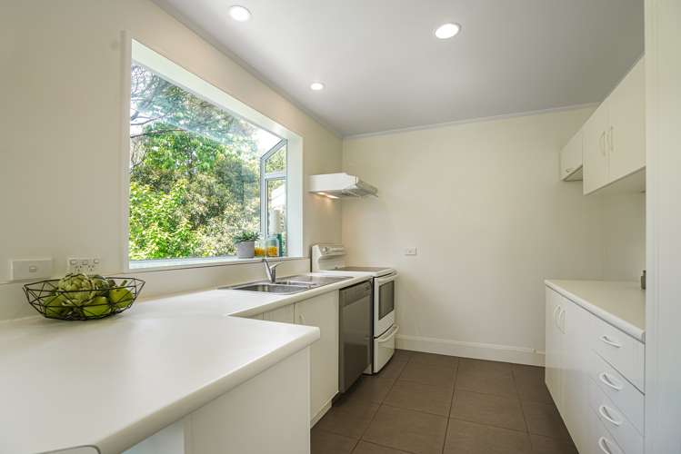 33b Salisbury Road Birkdale_11