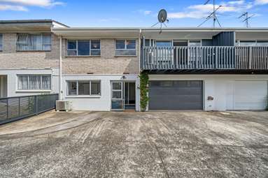 4/88 Tui Road_3