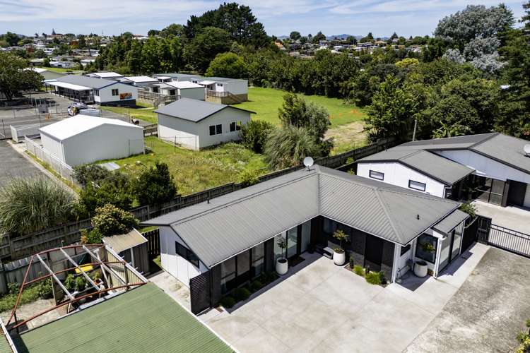 36a Millers Road Brookfield_24