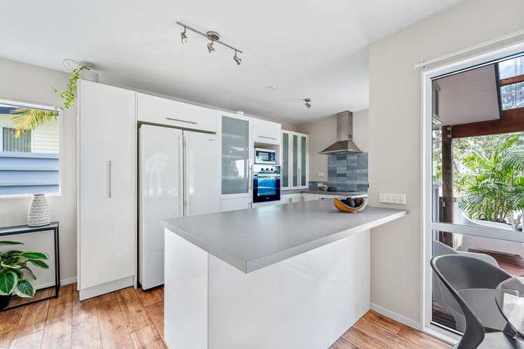 21 Ocean View Road Hatfields Beach_11