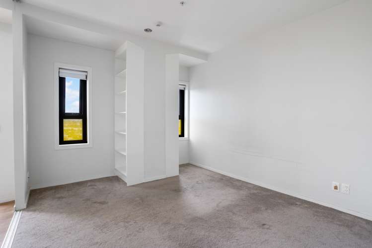 1009/20 Mccrae Way New Lynn_9