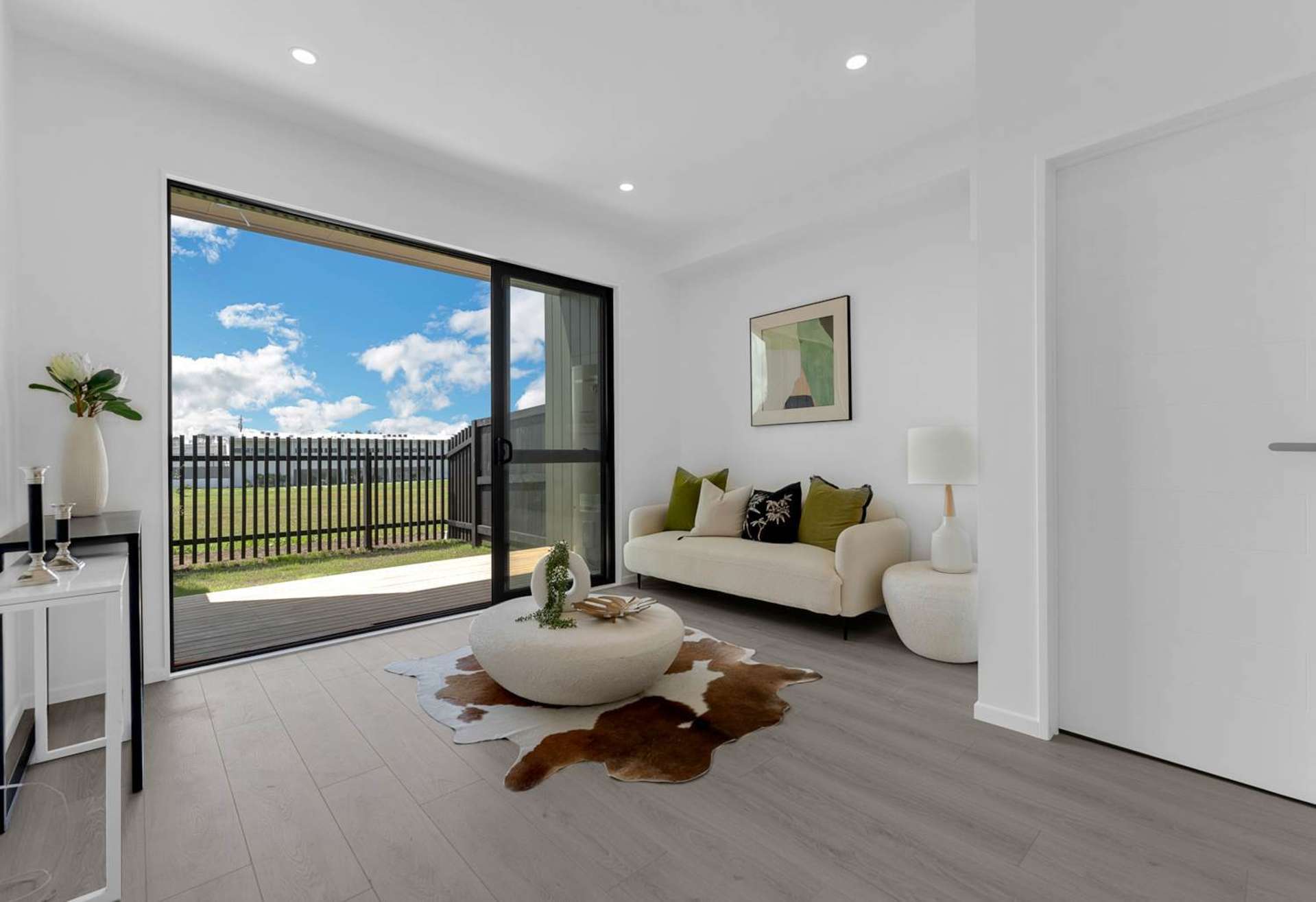 22/17 Barneys Farm Road Clendon Park_0